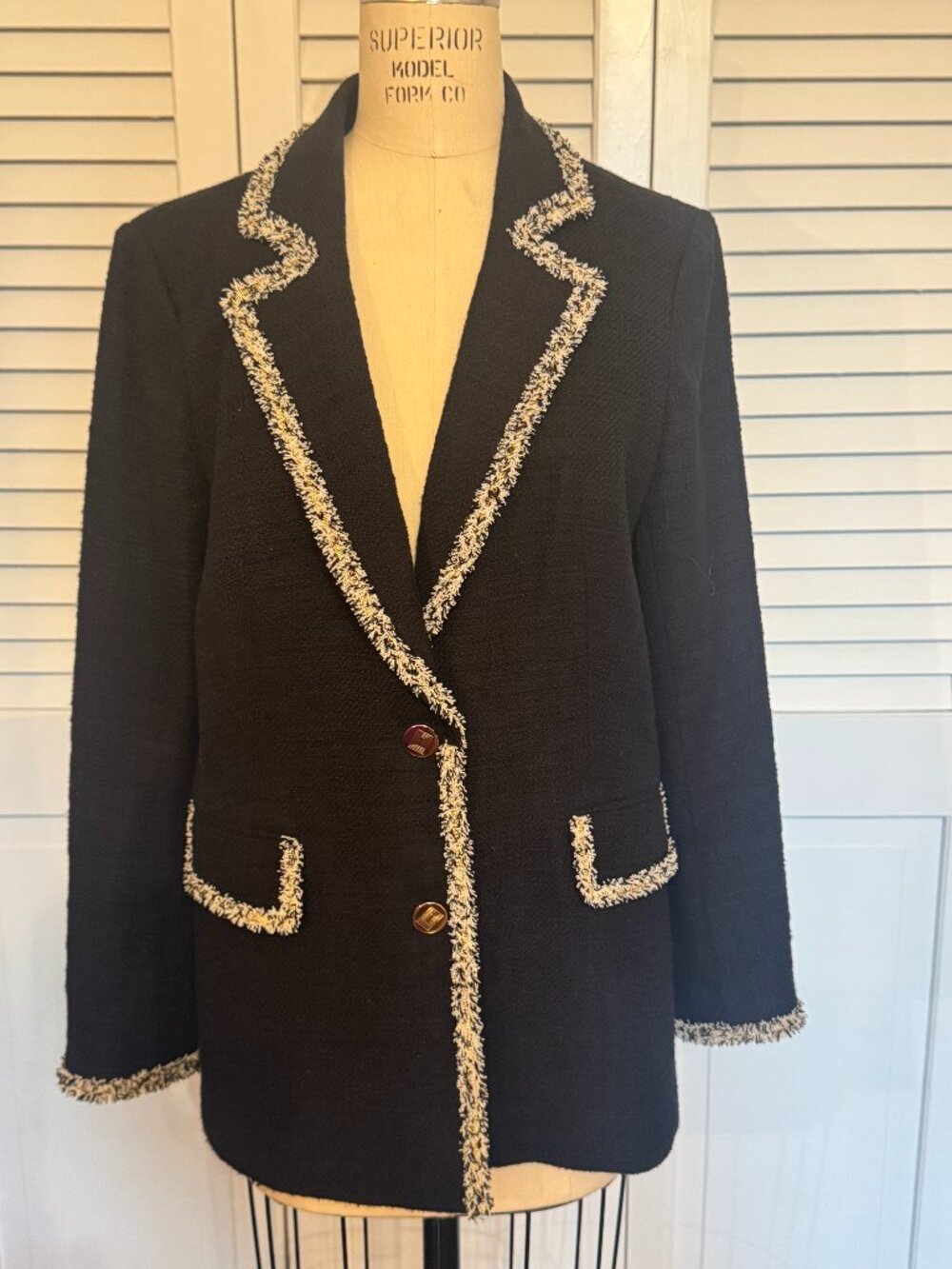 Karl Lagerfeld Paris Bouclé Blazer Black Gold Fringe Size 8